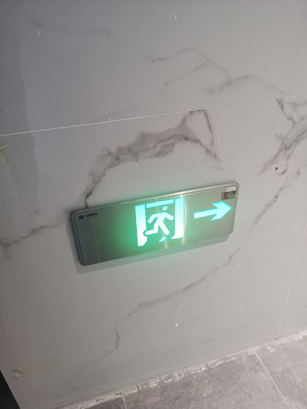 應急疏散系統在復雜建筑結構中的適用性如何？